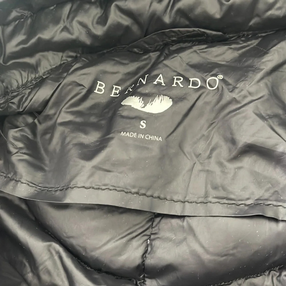 Bernardo Puffer Long Sleeve Size Small Black Jacket Hooded metallic gray - Picture 10 of 16